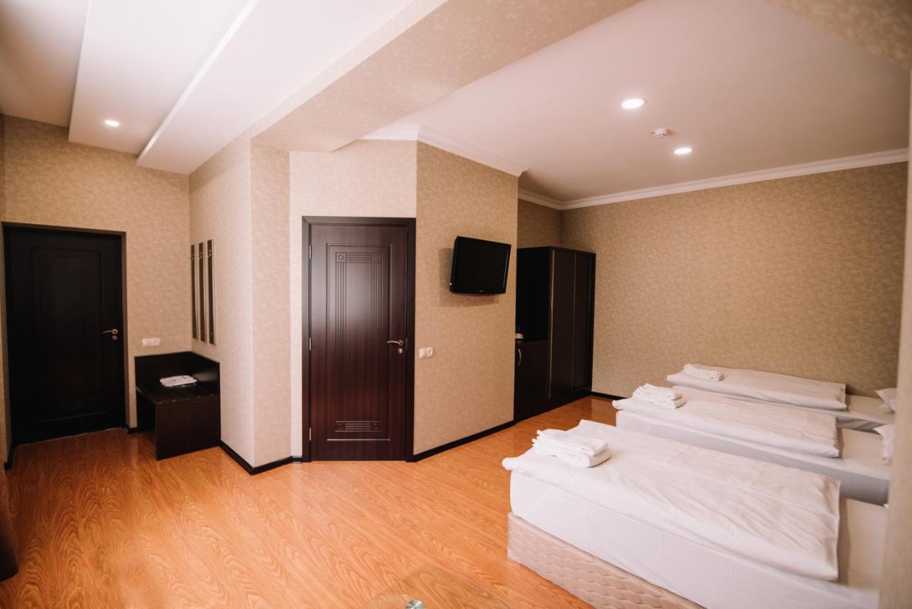 Laguna Hotel Ванадзор Экстерьер фото